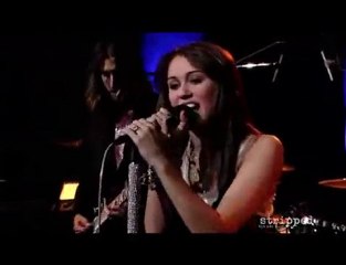 Miley Cyrus - Girls Just Wanna Have Fun (Live)
