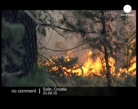 Fires threaten tourist resorts in Ibiza - no comment