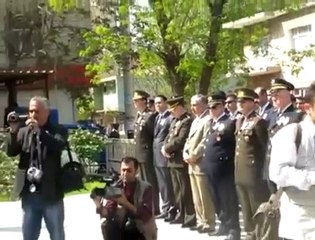 Şehit Olursam Ağlama ANNE