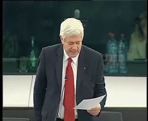 Bruno Gollnisch défend la liberté d_expression au Parlement