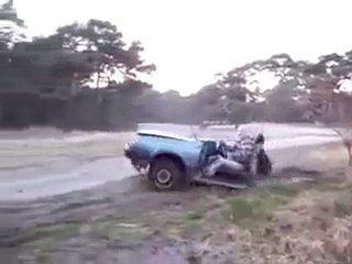 Onun arabası var güzel mi güzel