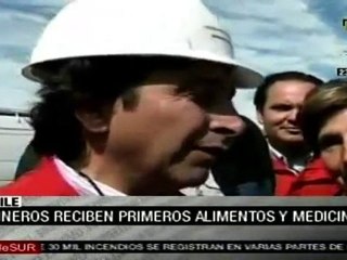 Mineros atrapados reciben primeros alimentos y oxígeno