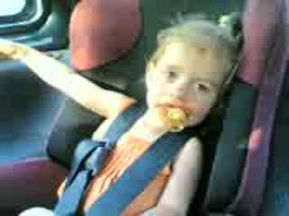 Manon en voiture