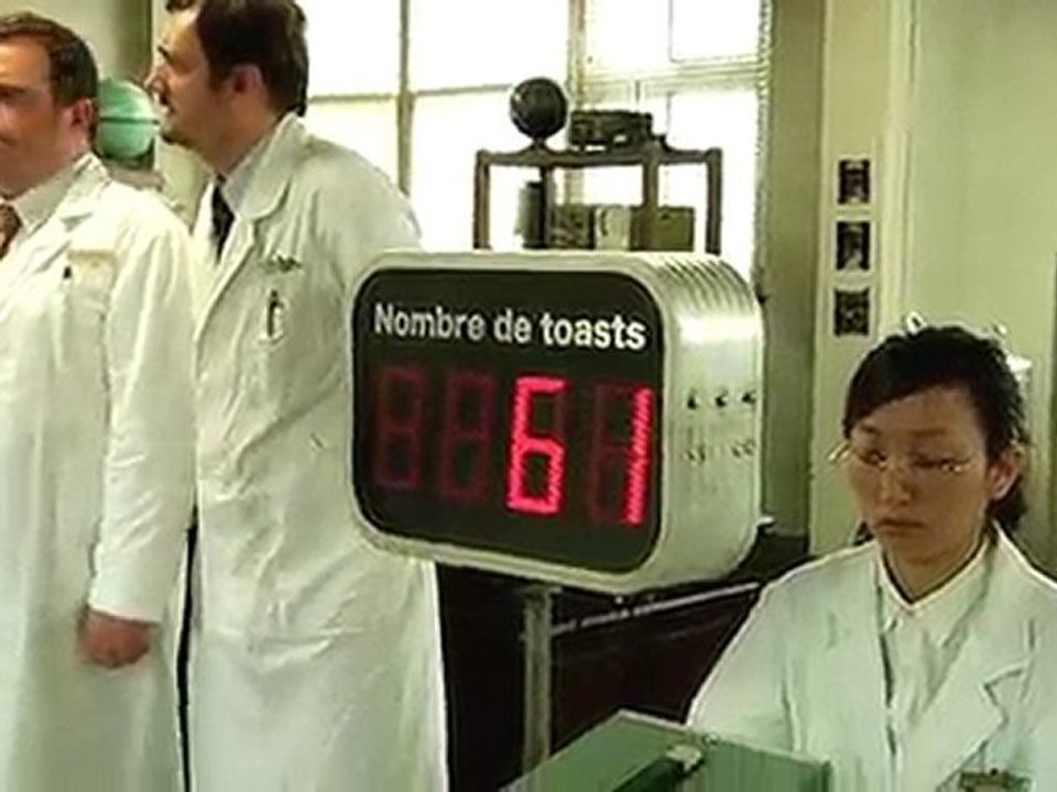 シャンパーニュ ニコラ・フィアット（Champagne Nicolas Feuillatte）テレビCM『自転車』篇２