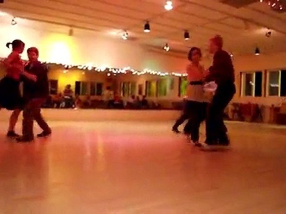 FreeSwingDanceLessons.com : Event Footage : Dan and Gabys In