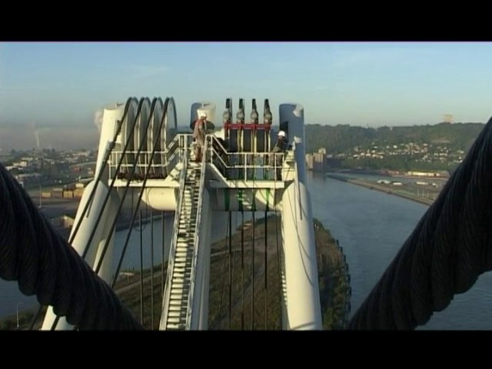 Entre Ciel et Terre Pont Gustave Flaubert Mécanime de levage