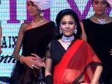 KRIPALANI & SONS Jewellery Showcase at IIJW Fashion Show