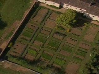 Le Jardin des couleurs vue du ciel à Jazeneuil