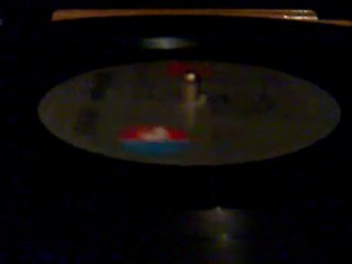 zeki müren - ayağında kundura