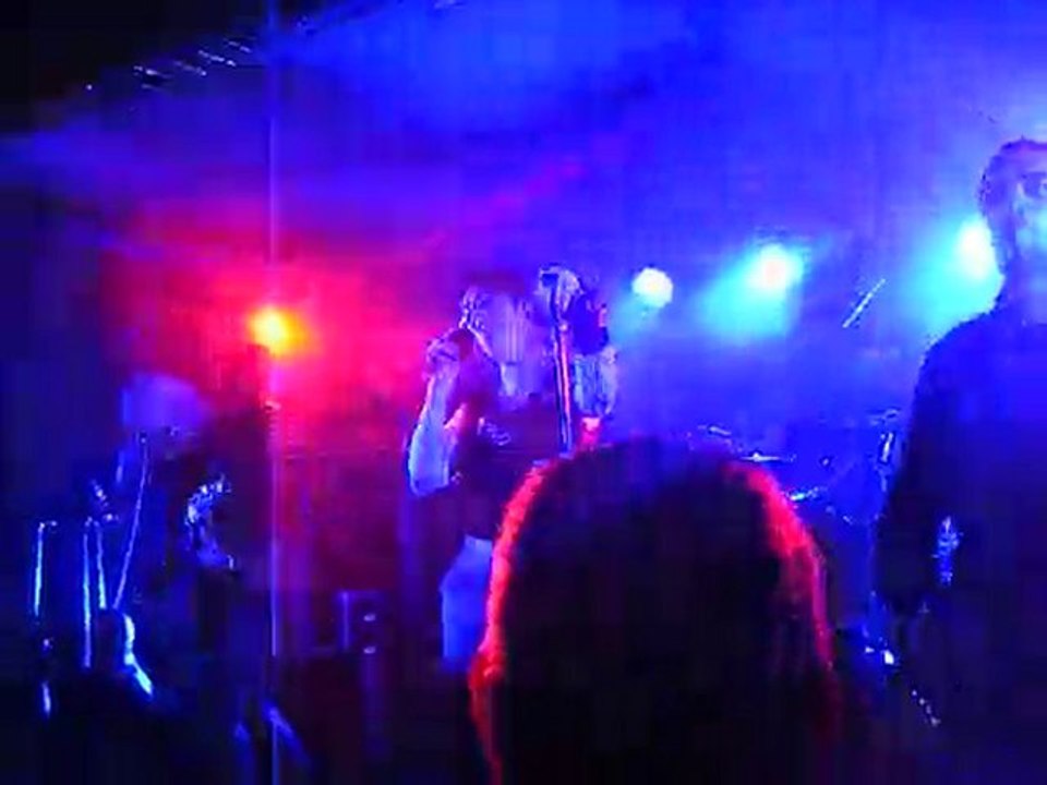Process - A travers les meurtrières (live Paris 17/01/10)
