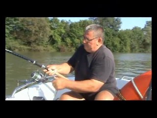 Silure Club Rhodanien : Francis et un silure