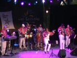 Musique cubaine et latino-américaine - La vida es un carnaval - Caliente Son Low Res
