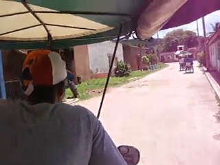 CUBA : Transport en triporteur (retour vers Trinidad)