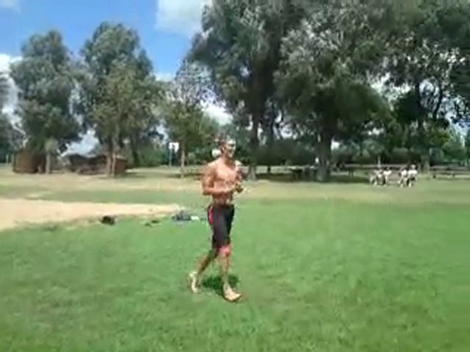 Salto avant rondade salto arriere