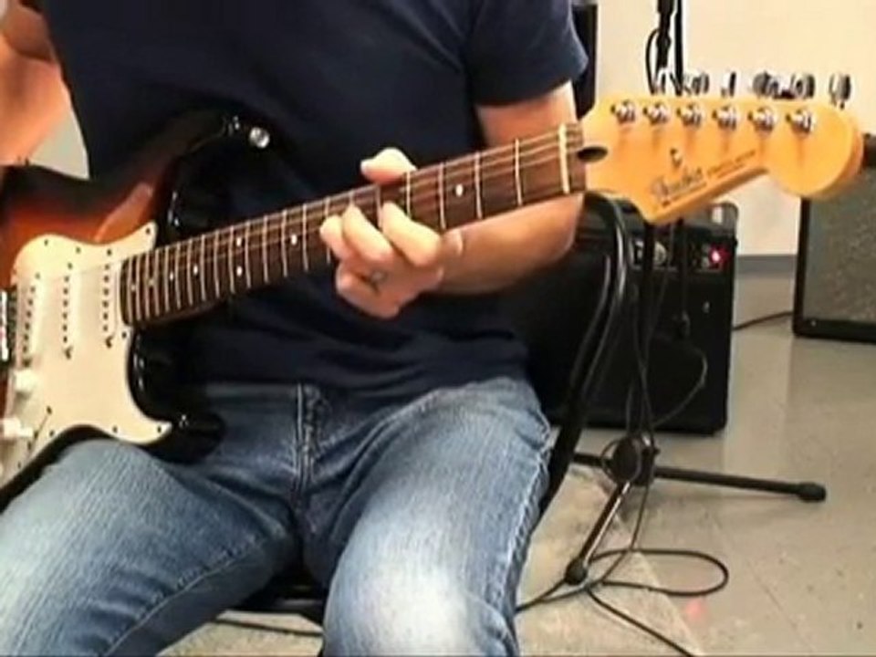 Guitar Distortion Pedal Demo - Soundblox Pro Multiwave