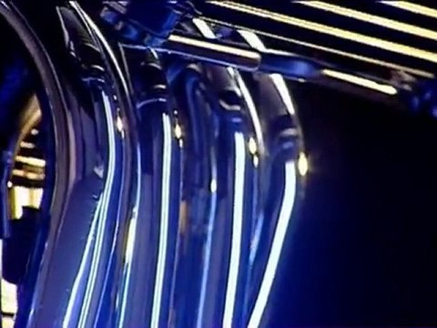 Suzuki GSX 1400 pub promo