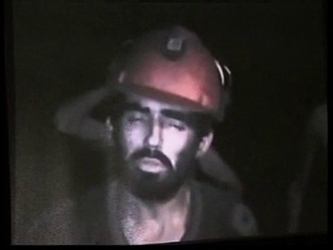 Fresh trapped Chile miners footage