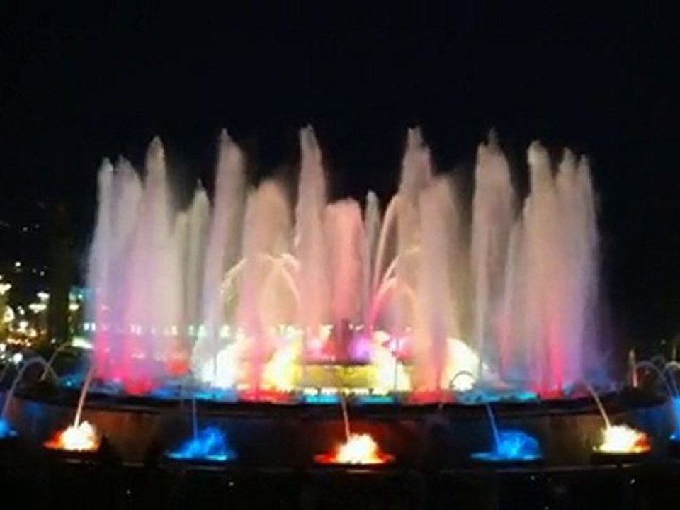 Fontaine magique de Montjuic (Fonta magic) - HD - Suite