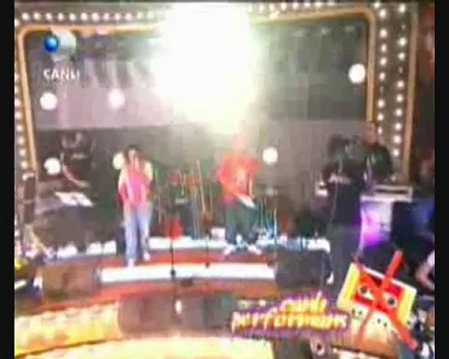 Ayben Rap Yapmaya Çalışıyo .)