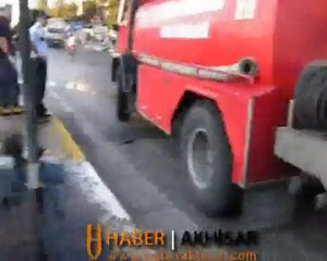 Akhisar'da Feci Kaza Araba Takla Atarak Ters Döndü