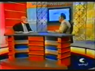 زغلول النجار بين الذباب وبول الأبل