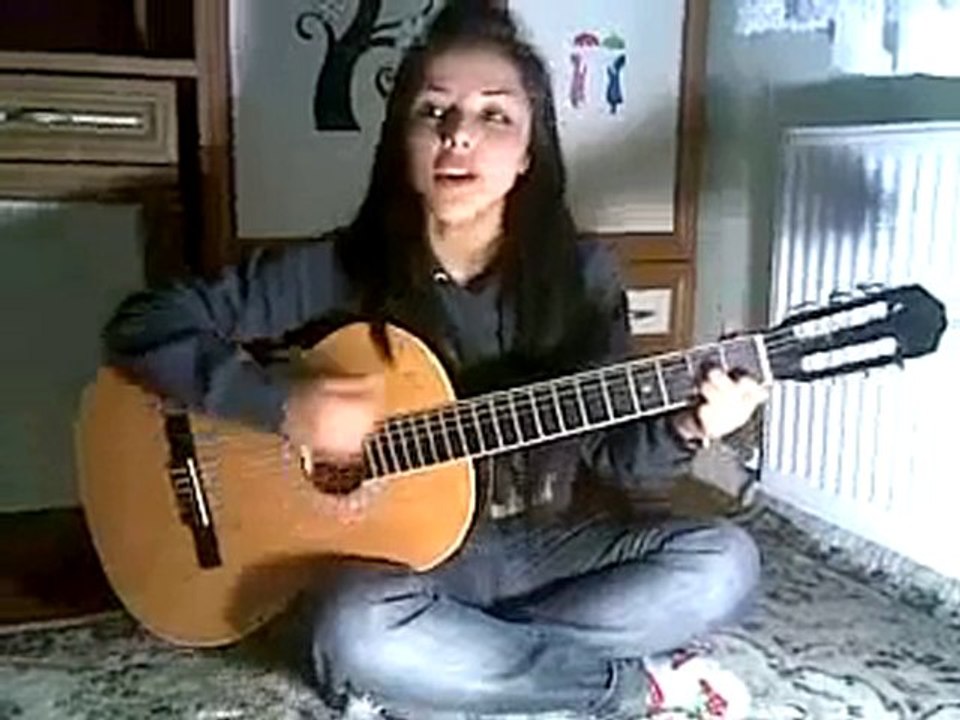 Avucumda kan taneleri ßyn. upload DeRYa DaVRaN