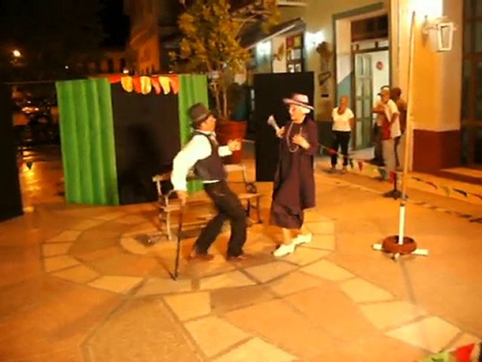 CUBA : Théâtre de rue à Sancti Spiritus