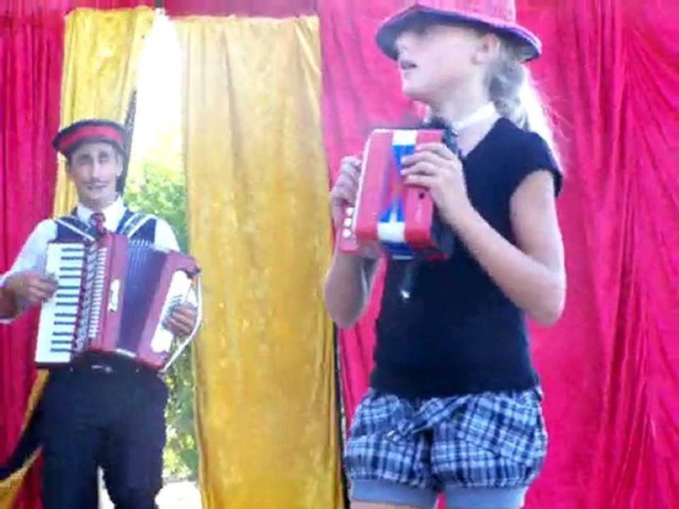 Laurent, spectacle du centre aéré de Baléone 27.08.2010