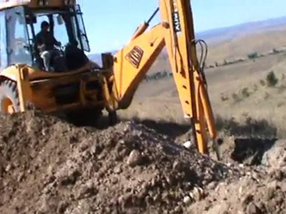 GÖKÇAM KÖYÜ MUHTARLIĞIMIZIN SU ÇALIŞMASI