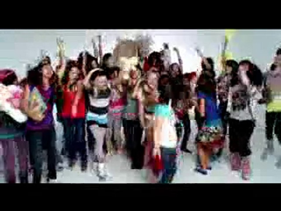 Miley Cyrus - 7 Things - Official Music Video (HQ)  BY jihou