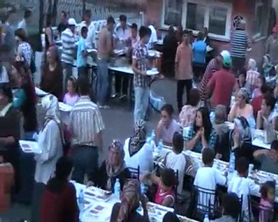 Sosyal Tesislerde İftarın 8. Günü Bereketi