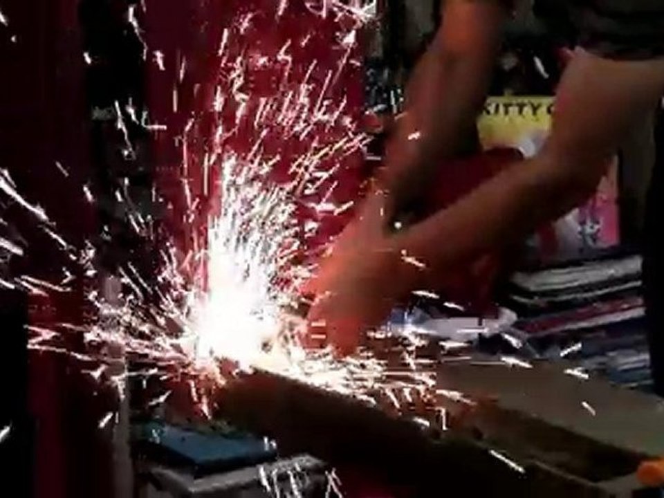 AVANTGARDEAST&İSTİKLAL CADDESİ BEYOĞLu en trend ve en uyguna