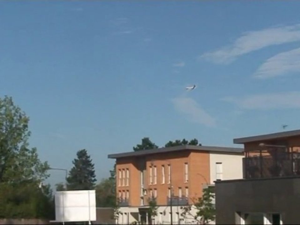 AIRBUS A380 à Nantes Atlantique