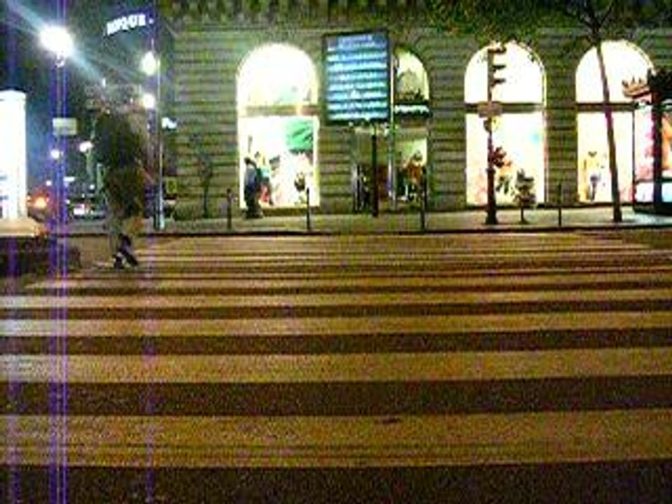 Pompes dans la rue