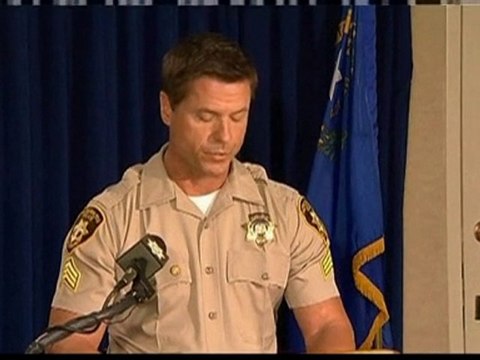 Hilton arrested 'after cocaine fell from purse'