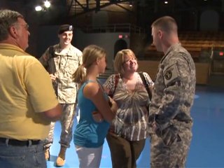 Joy and tears greet US Army troops back from Iraq