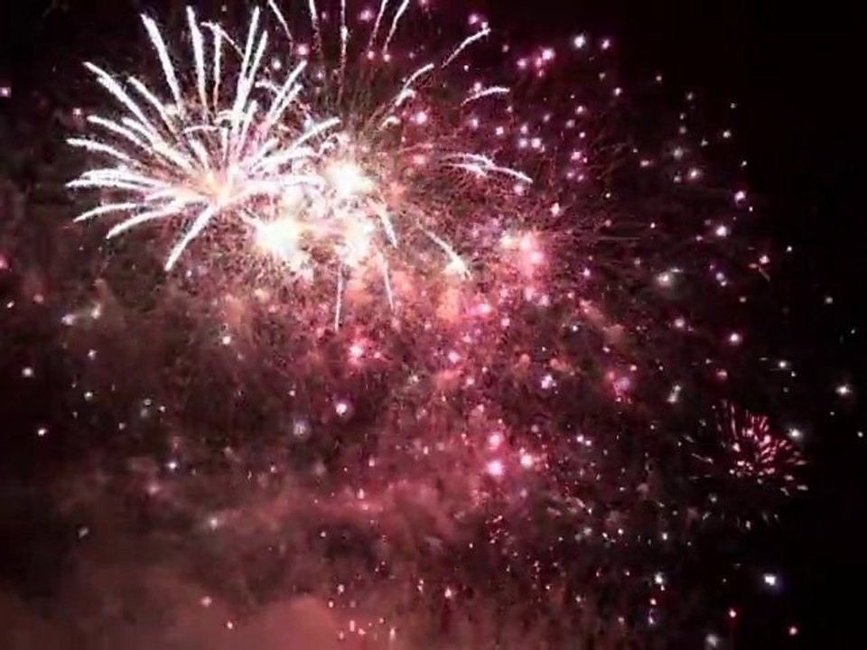 démo embrasia 2010: feu d'artifice "tribal".