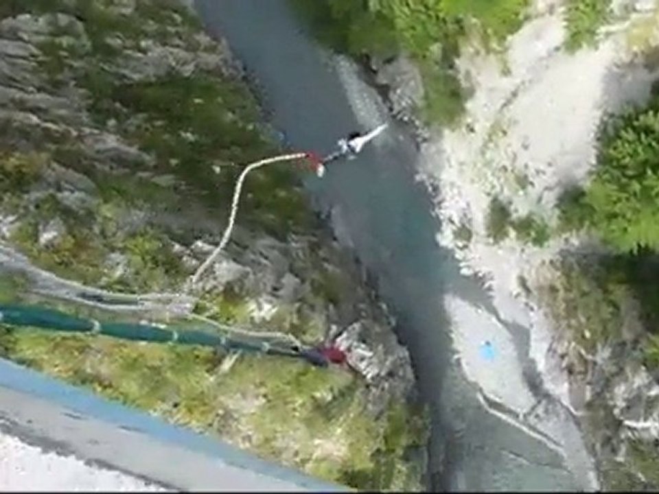 Saut à élastique Armelle - Pont de ponsonnas - 29 aout 2010