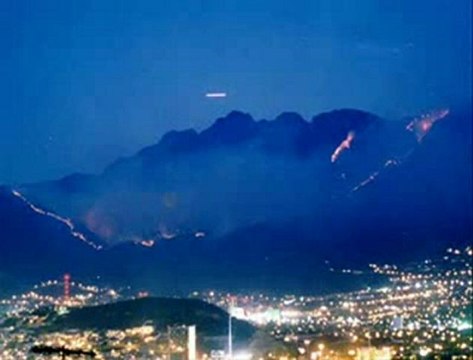 Photos d'ovnis de 1870 à 2008