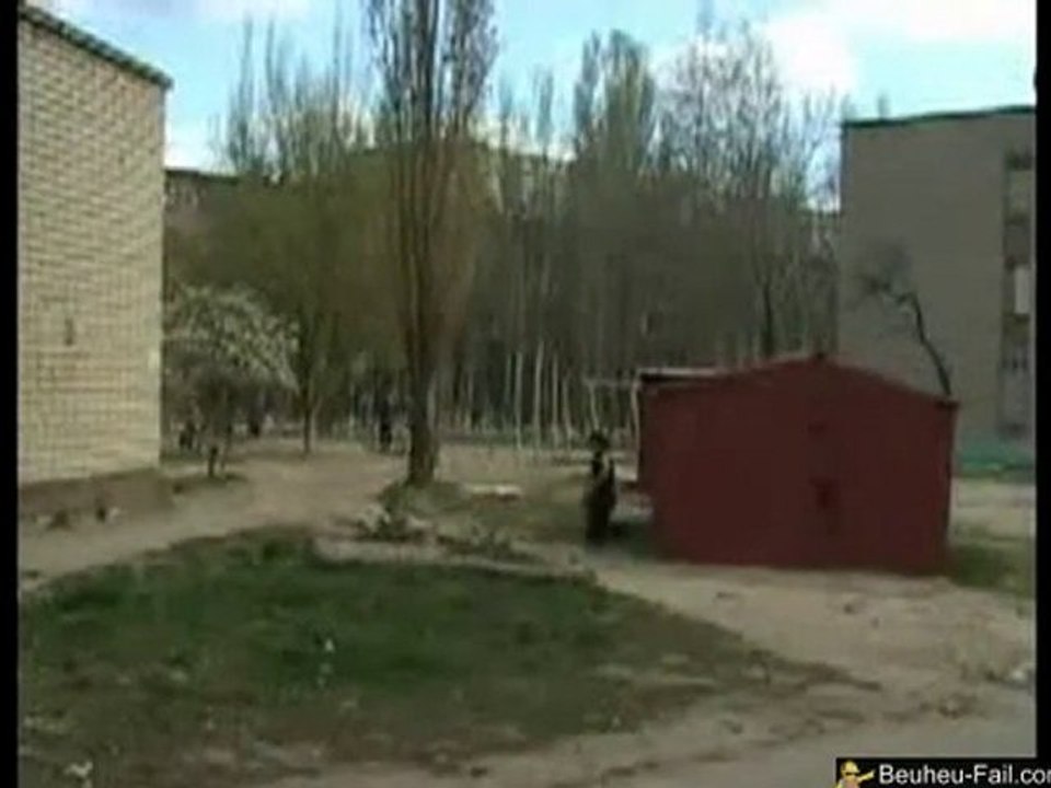 Parkour big jump Fail