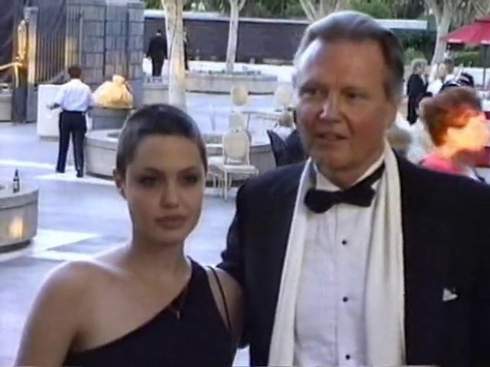 SNTV - Splash 7 Famous Fathers & Kids