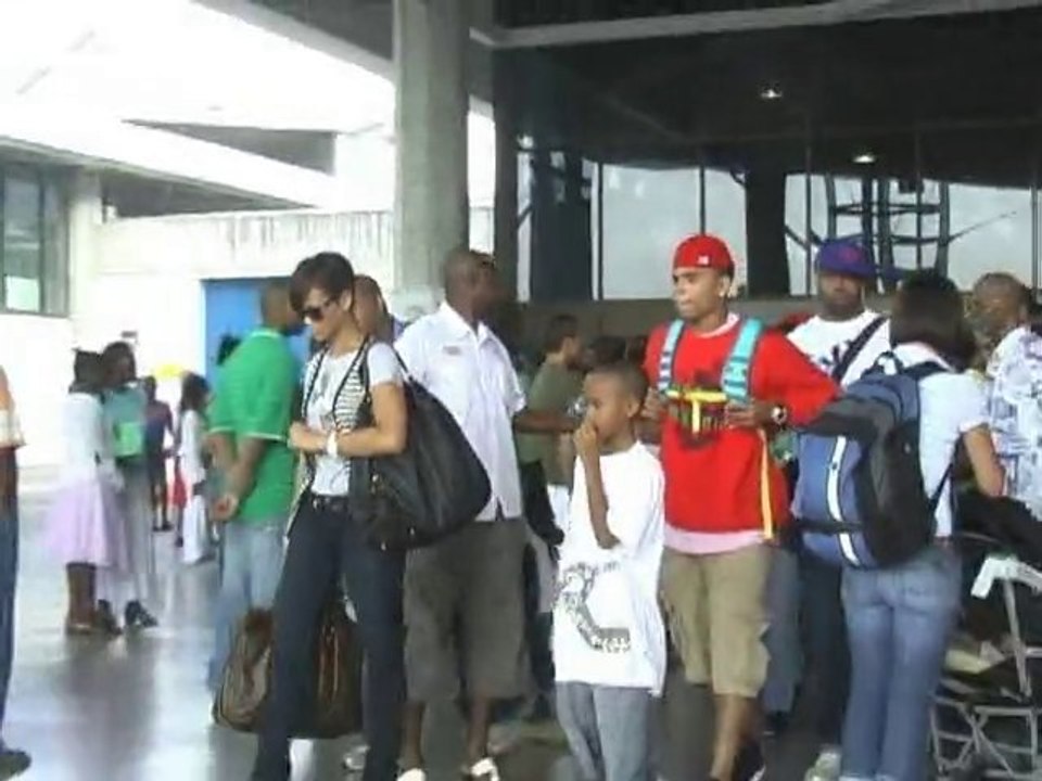 SNTV - Chris Brown's plea deal