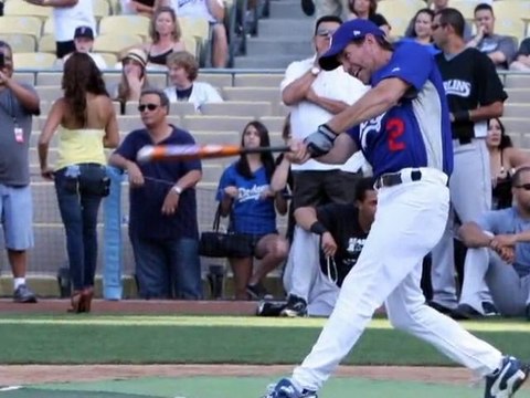 SNTV - Celebs take the field