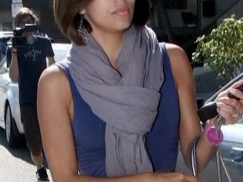 SNTV - Celebs get their hair done