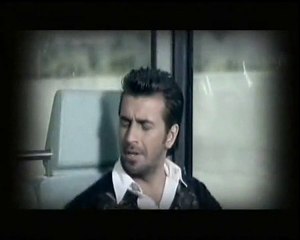 Θάνος Πετρέλης- Ευτυχώς