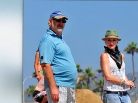 SNTV - Gwen Stefani hits the beach