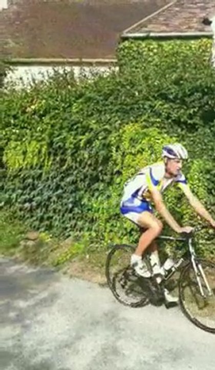 ARRIVEE ROINVILLE 1ERE CATE UFOLEP