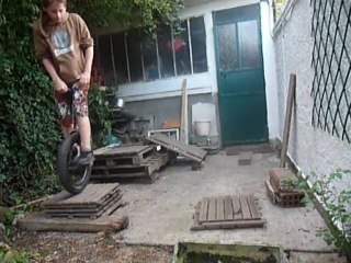 monocycle trial debutant en yaabaa