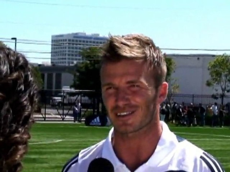 SNTV - Beckham gets po-po escort.