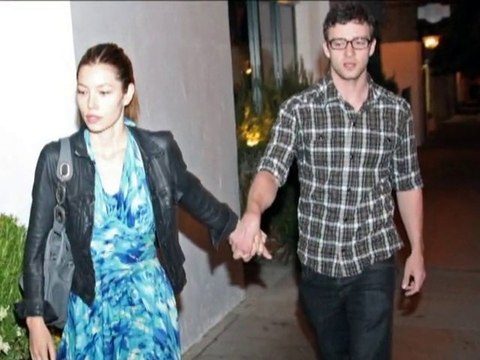 SNTV - Justin and Jessica still holding on